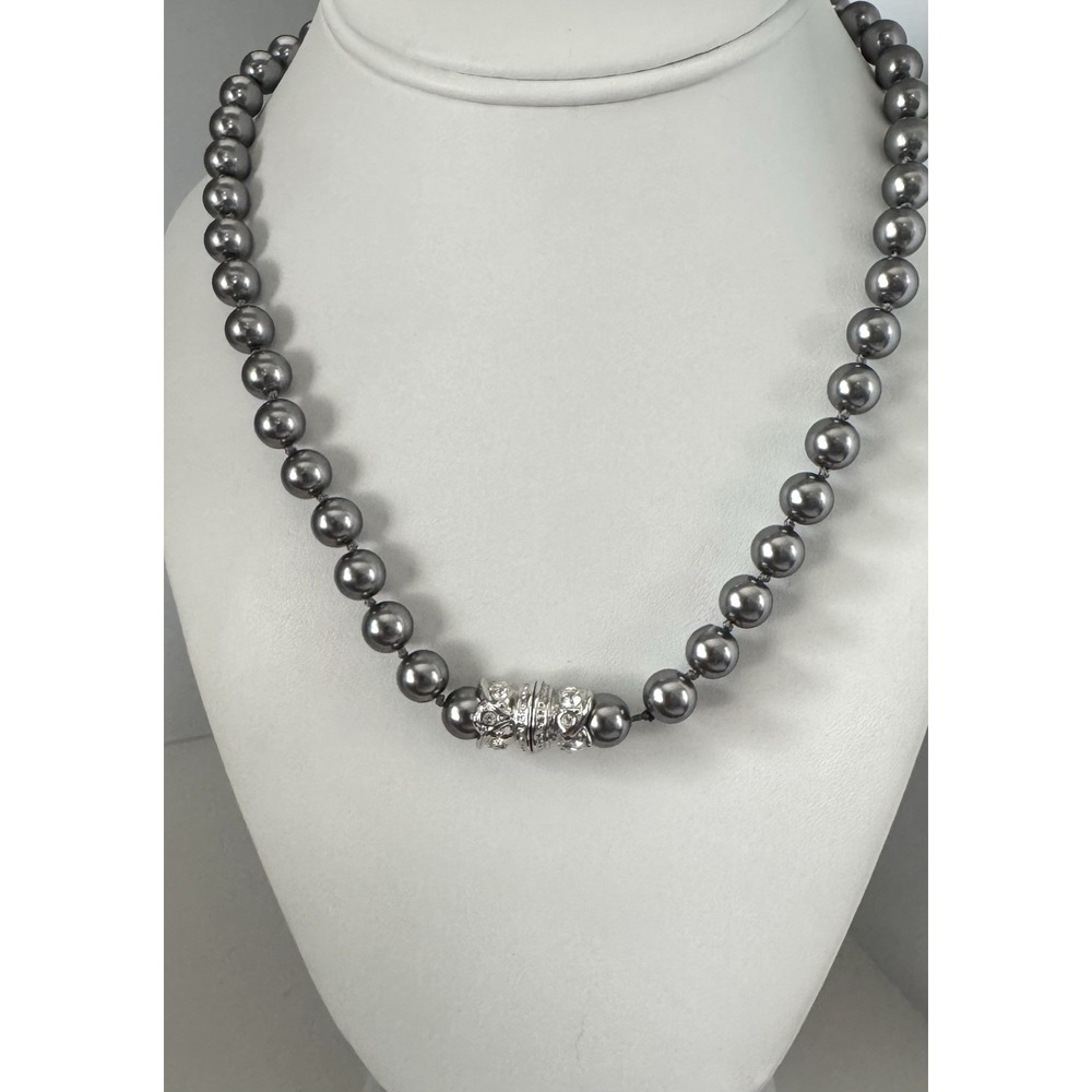 Nolan Miller Silver Gray Pearl Necklace Magnetic Rhinestone Clasp